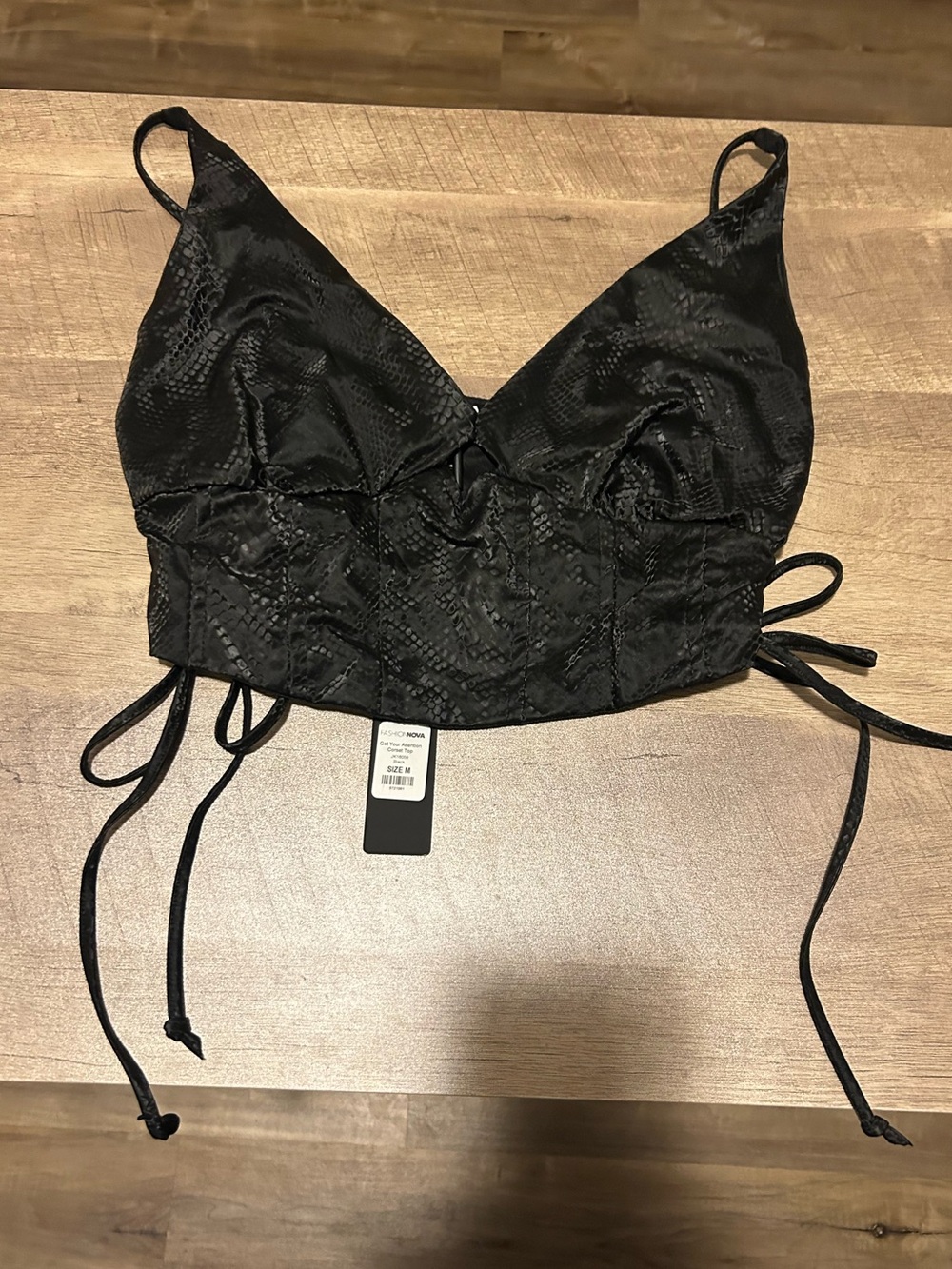 Fashion Nova Women's Black Leather Snake Skin Lace up Crop Top — Size Medium